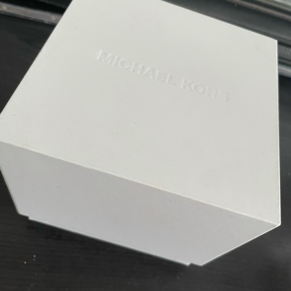 Michael kors smart watch